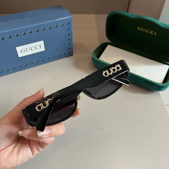 Gucci Women\'s Designer Sunglasses main image 5